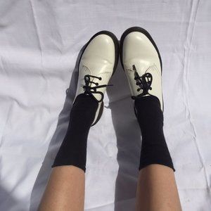 Doc Martens 1461 white oxford shoes
